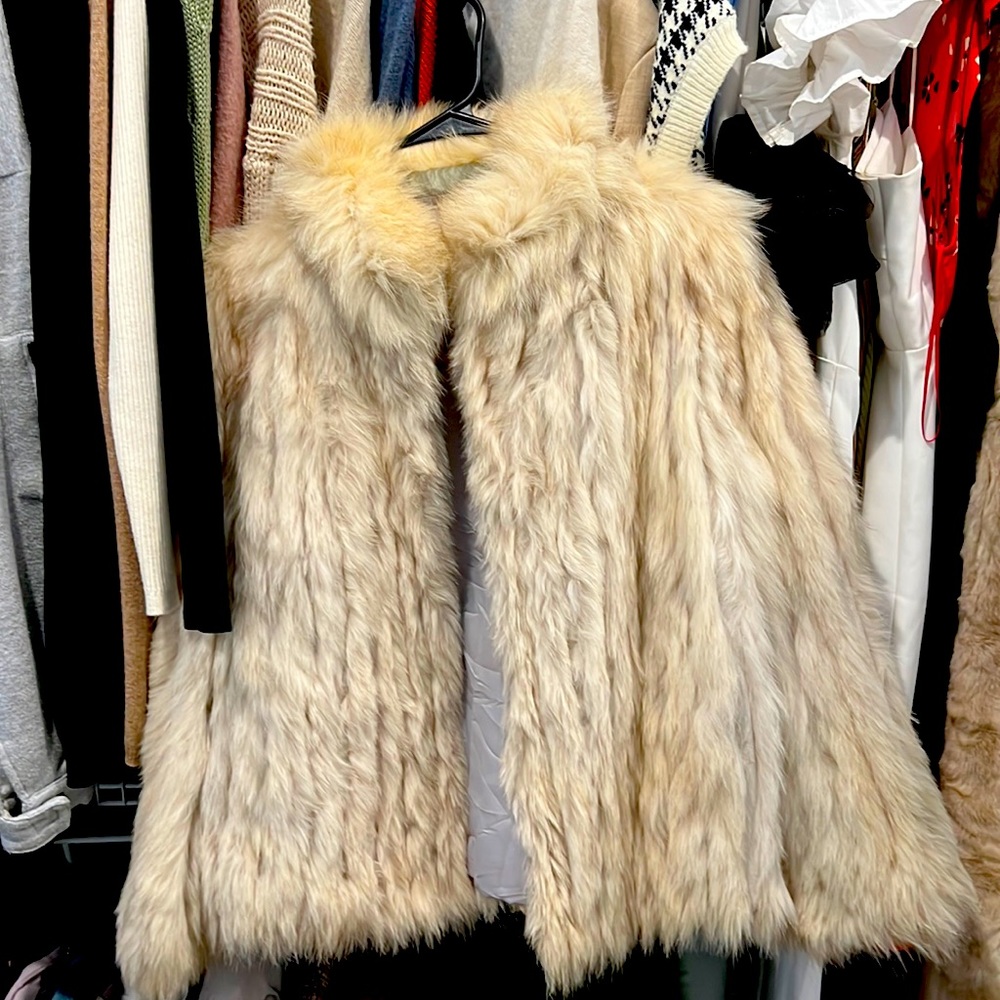 Short faux fur coat